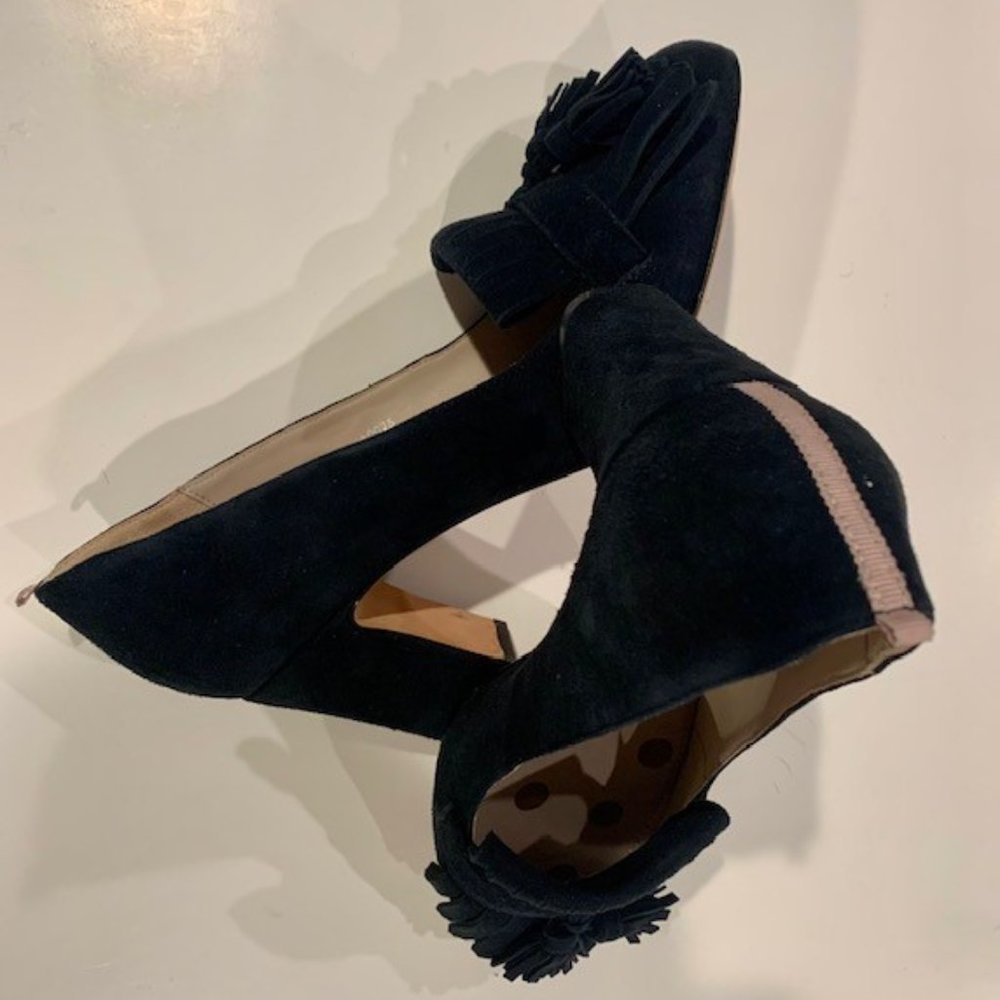 Boden: Navy blue suede pumps